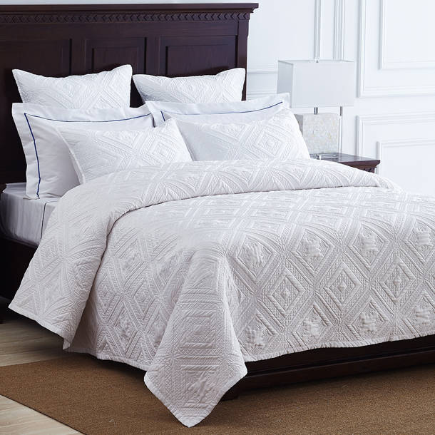 Red Barrel Studio® Ormsby Elastic Bed Wrap Ruffle Bed Skirt & Reviews